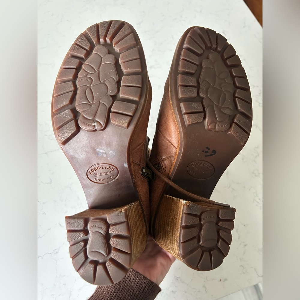 Kork-Ease Leather Boots Size 9 - Picture 10 of 10